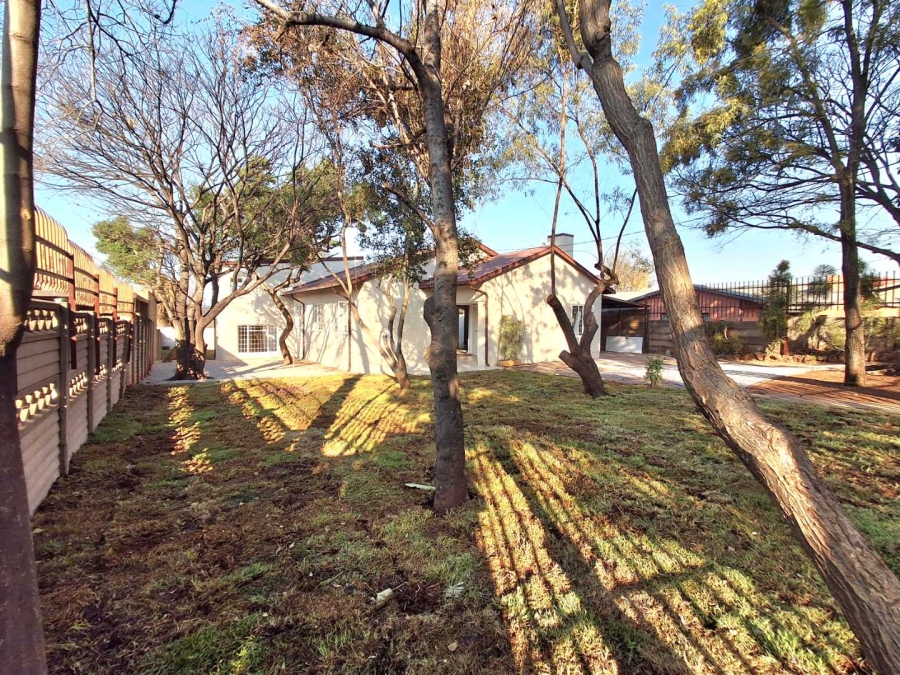 5 Bedroom Property for Sale in Proclamation Hill Gauteng