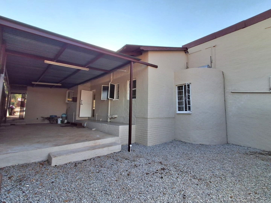 5 Bedroom Property for Sale in Proclamation Hill Gauteng