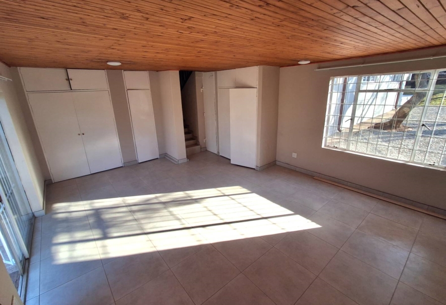 5 Bedroom Property for Sale in Proclamation Hill Gauteng