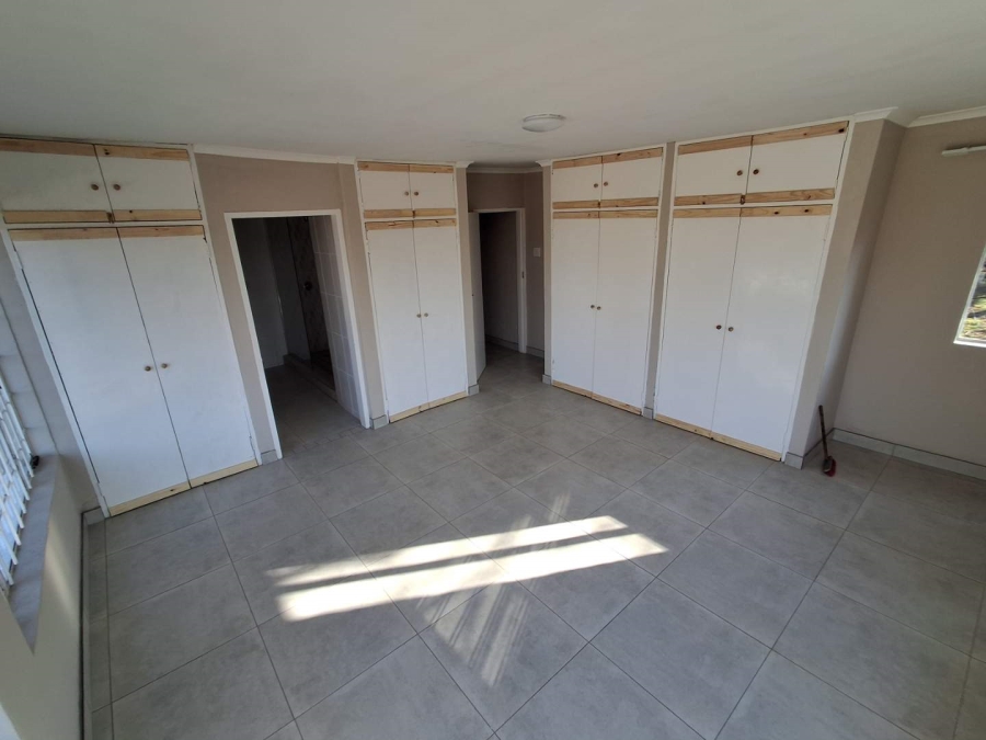 5 Bedroom Property for Sale in Proclamation Hill Gauteng
