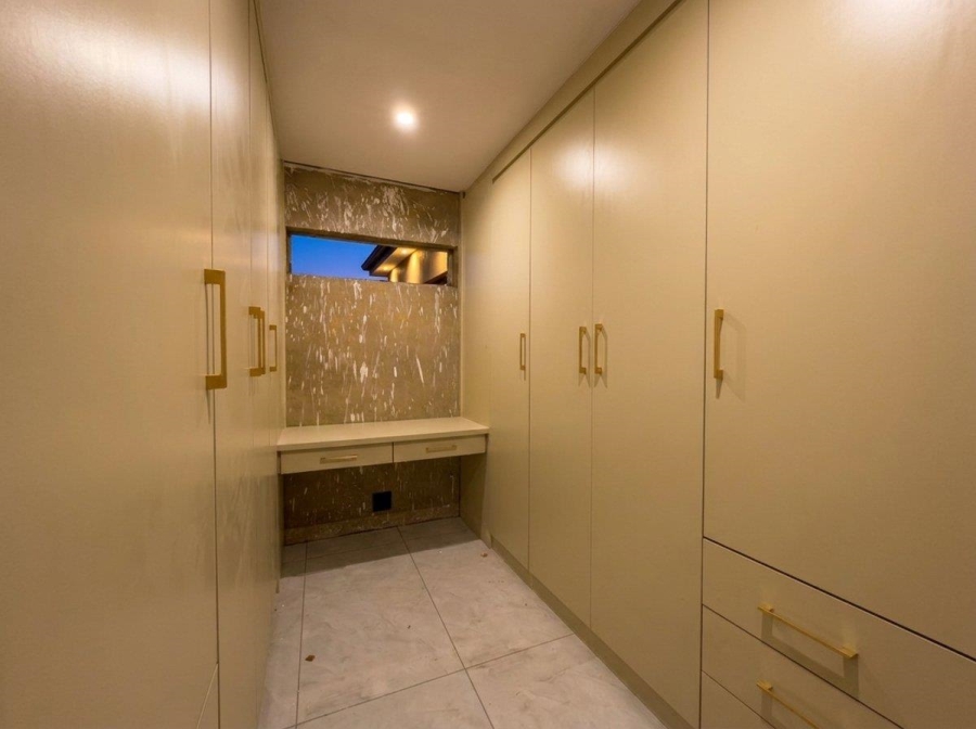 4 Bedroom Property for Sale in Eye of Africa Gauteng