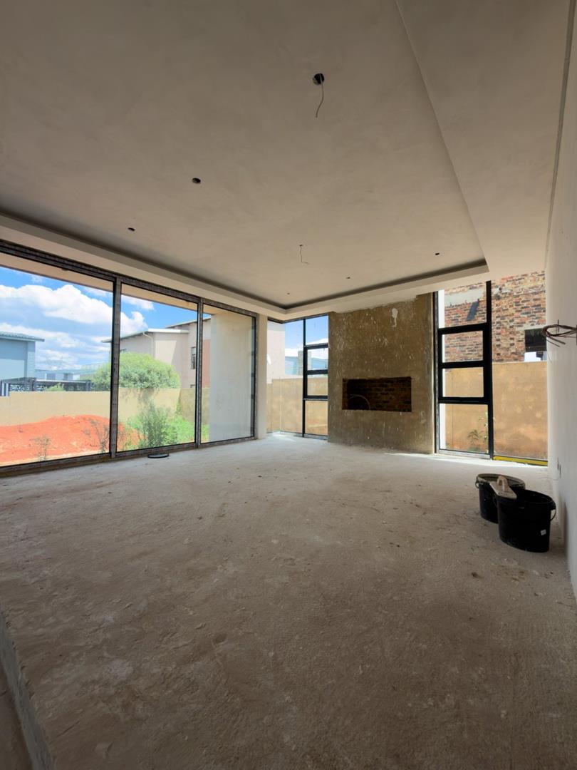 4 Bedroom Property for Sale in Eye of Africa Gauteng