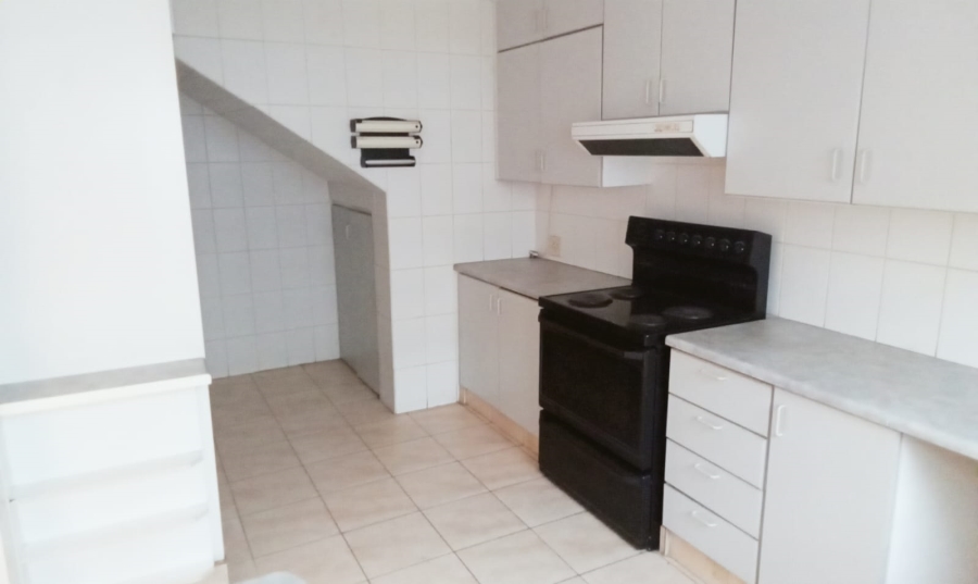 3 Bedroom Property for Sale in Fairland Gauteng