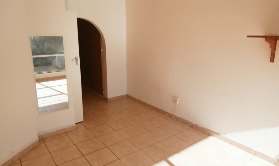 3 Bedroom Property for Sale in Fairland Gauteng