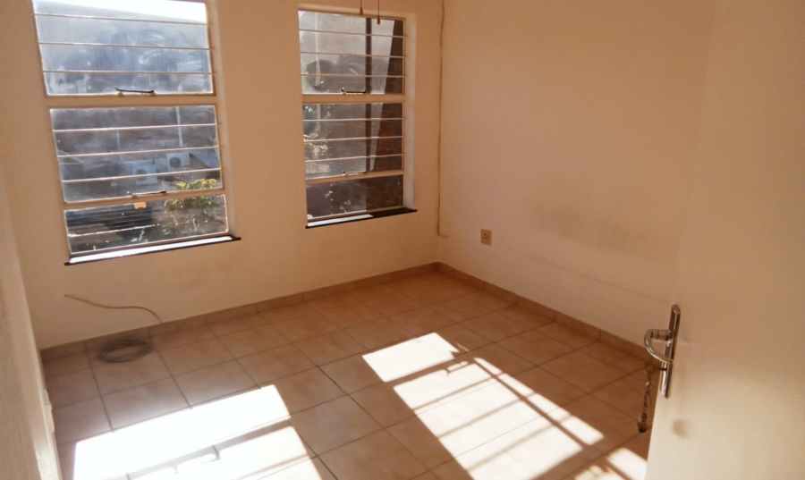 3 Bedroom Property for Sale in Fairland Gauteng