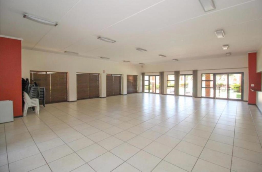 To Let 1 Bedroom Property for Rent in Greenstone Hill Gauteng