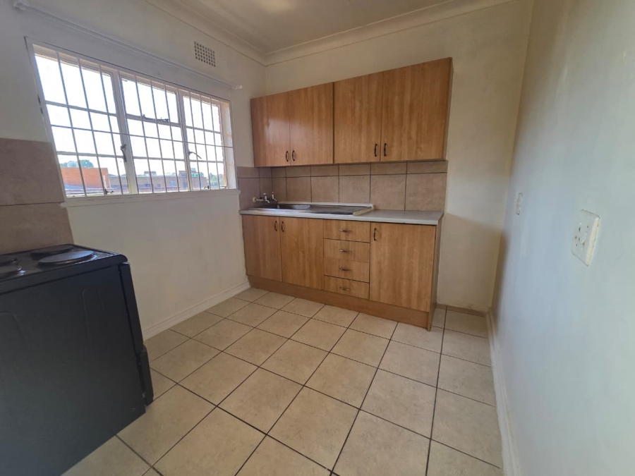 To Let 2 Bedroom Property for Rent in Horison Gauteng
