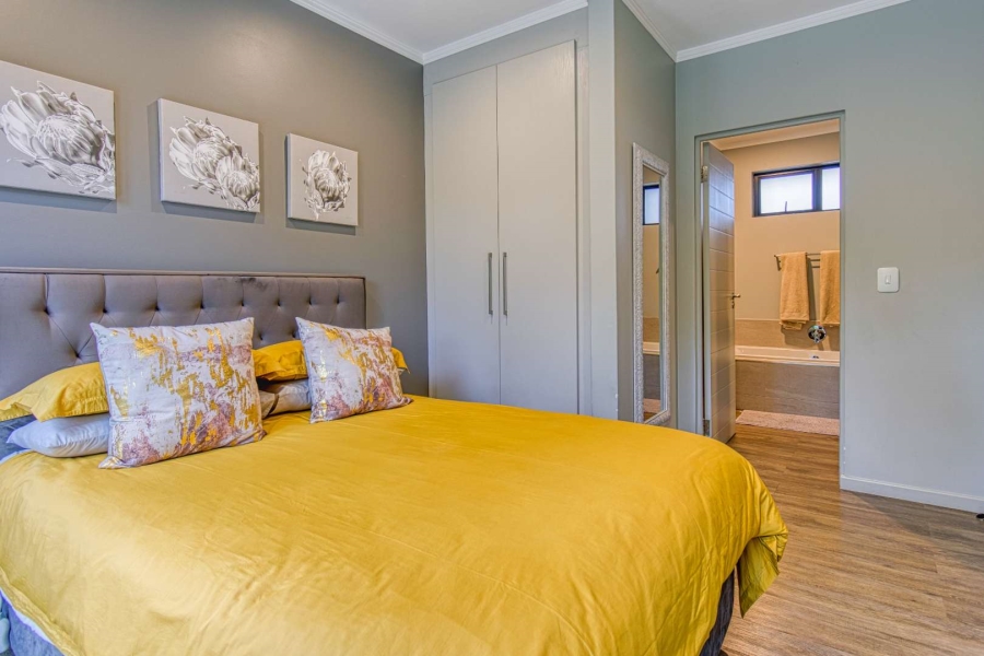 2 Bedroom Property for Sale in Rosebank Gauteng