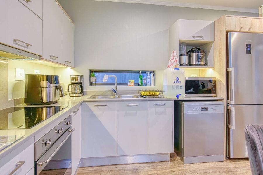 2 Bedroom Property for Sale in Rosebank Gauteng