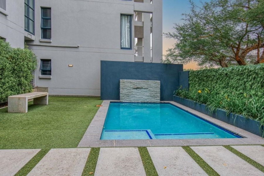 To Let 2 Bedroom Property for Rent in Rosebank Gauteng
