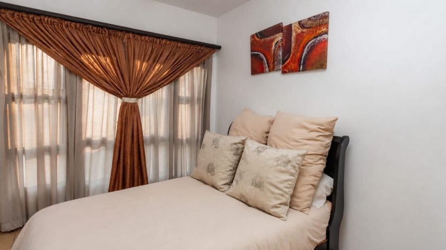 2 Bedroom Property for Sale in Douglasdale Gauteng