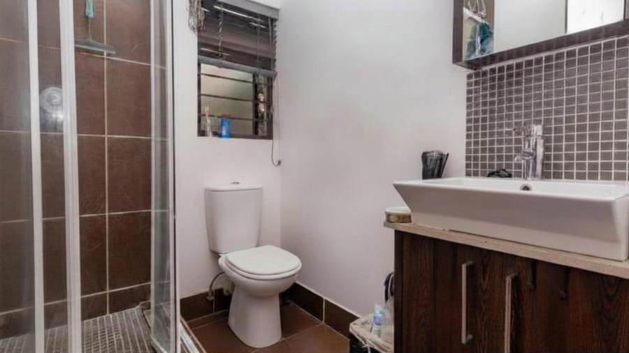 2 Bedroom Property for Sale in Douglasdale Gauteng