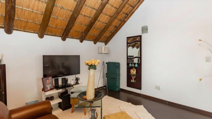2 Bedroom Property for Sale in Douglasdale Gauteng