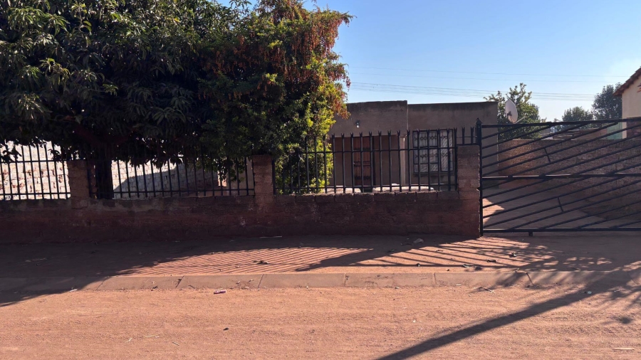 3 Bedroom Property for Sale in Soshanguve Gauteng