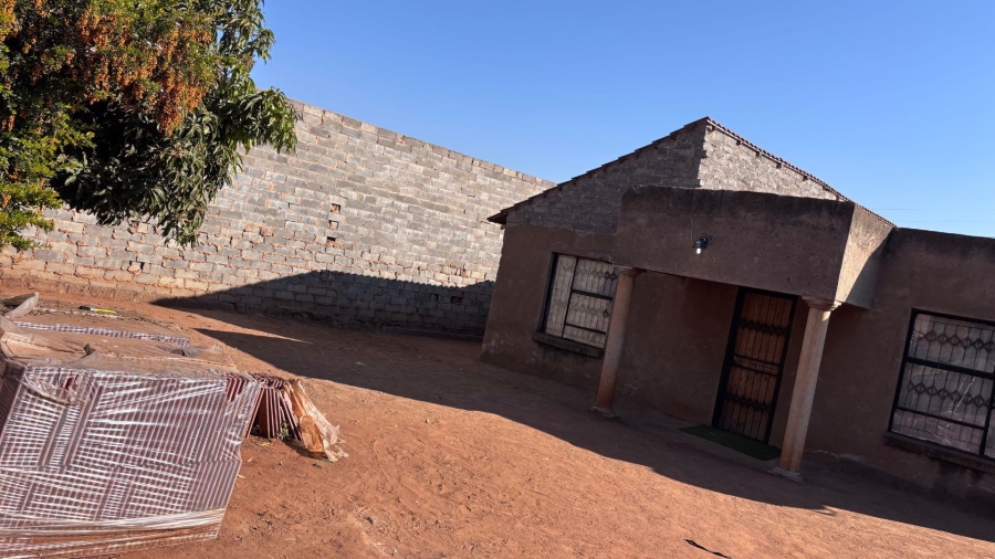 3 Bedroom Property for Sale in Soshanguve Gauteng