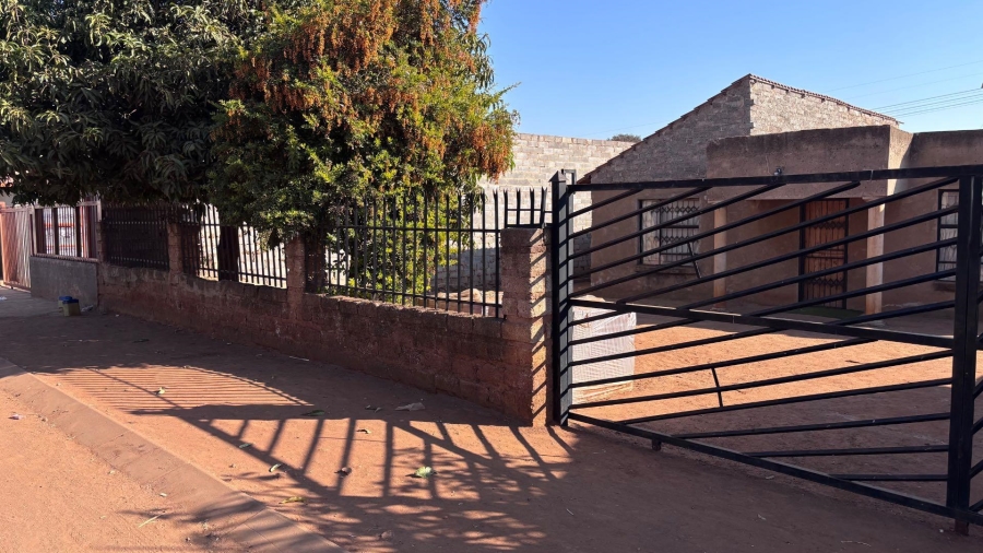 3 Bedroom Property for Sale in Soshanguve Gauteng