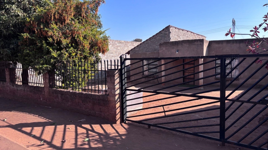 3 Bedroom Property for Sale in Soshanguve Gauteng
