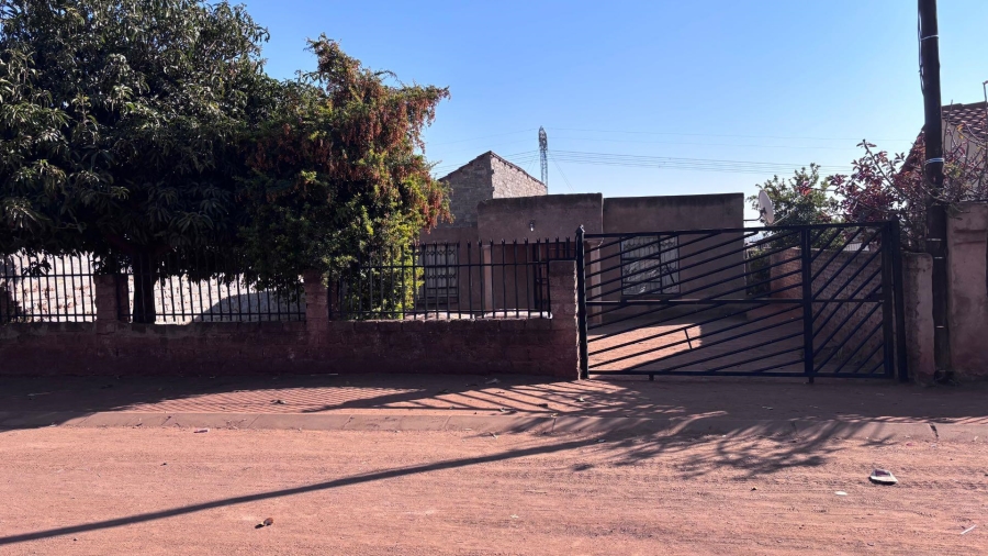 3 Bedroom Property for Sale in Soshanguve Gauteng