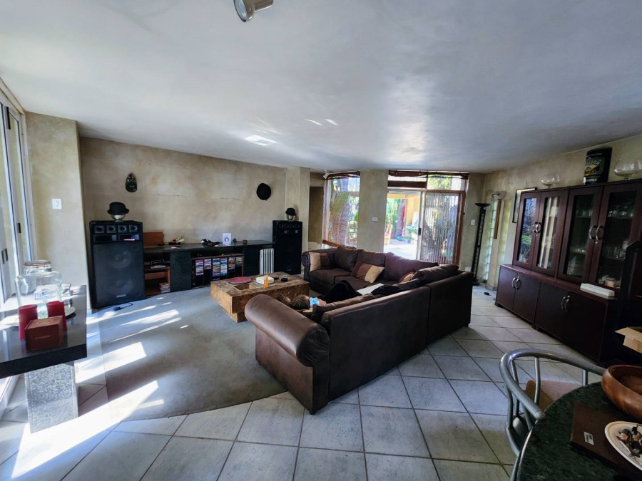 4 Bedroom Property for Sale in Riviera Gauteng