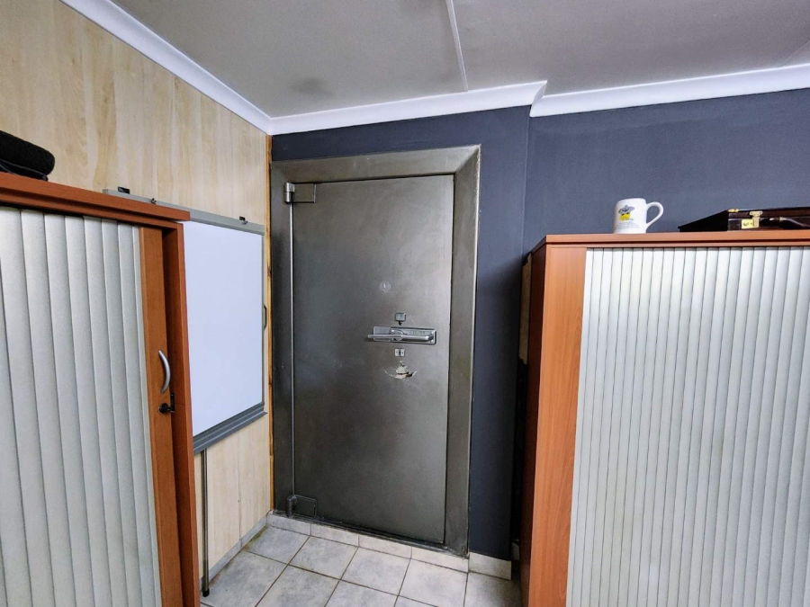 4 Bedroom Property for Sale in Riviera Gauteng