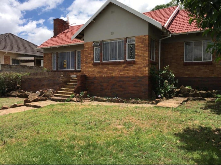 3 Bedroom Property for Sale in Linmeyer Gauteng