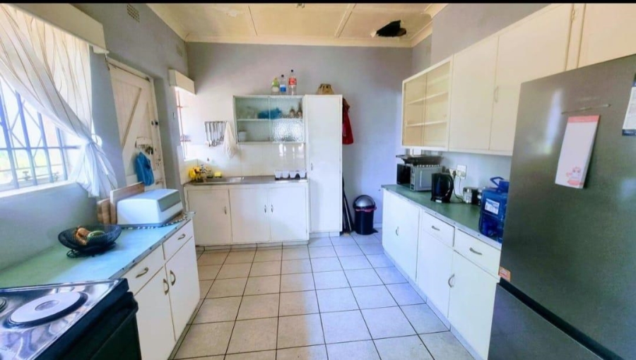 3 Bedroom Property for Sale in Linmeyer Gauteng