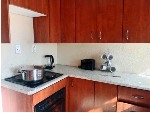 To Let 3 Bedroom Property for Rent in Corlett Gardens Gauteng