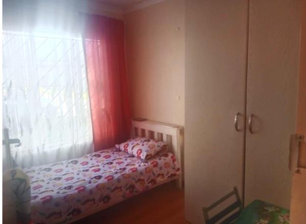 To Let 3 Bedroom Property for Rent in Corlett Gardens Gauteng