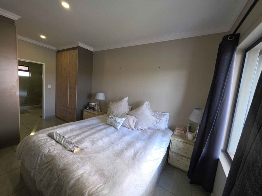 To Let 2 Bedroom Property for Rent in Six Fountains Residential Estate Gauteng