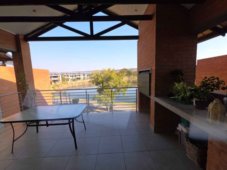 To Let 2 Bedroom Property for Rent in Six Fountains Residential Estate Gauteng