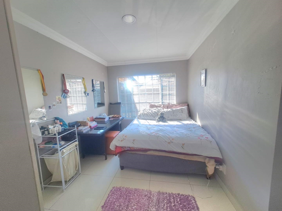 To Let 0 Bedroom Property for Rent in Meyerspark Gauteng