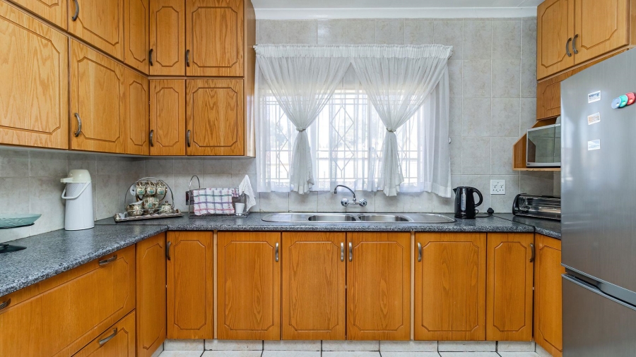 3 Bedroom Property for Sale in Rynsoord Gauteng