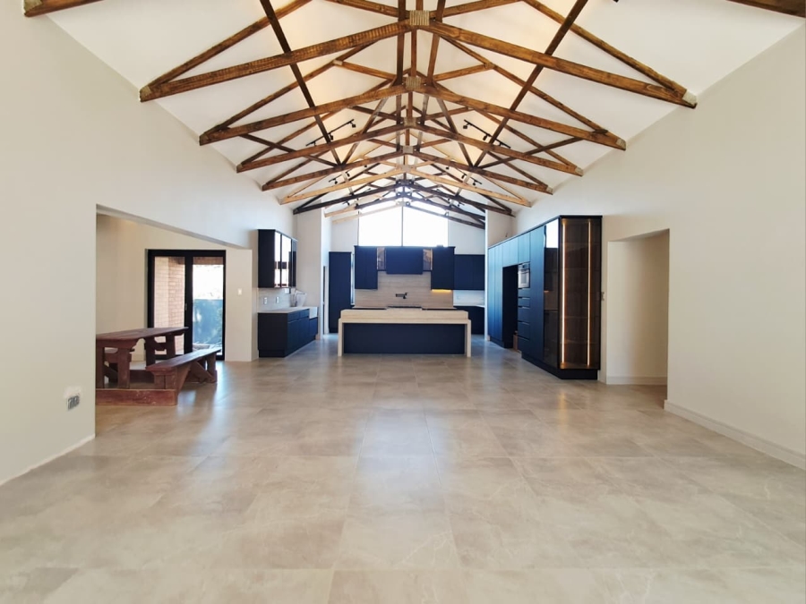 5 Bedroom Property for Sale in Atholl Gauteng