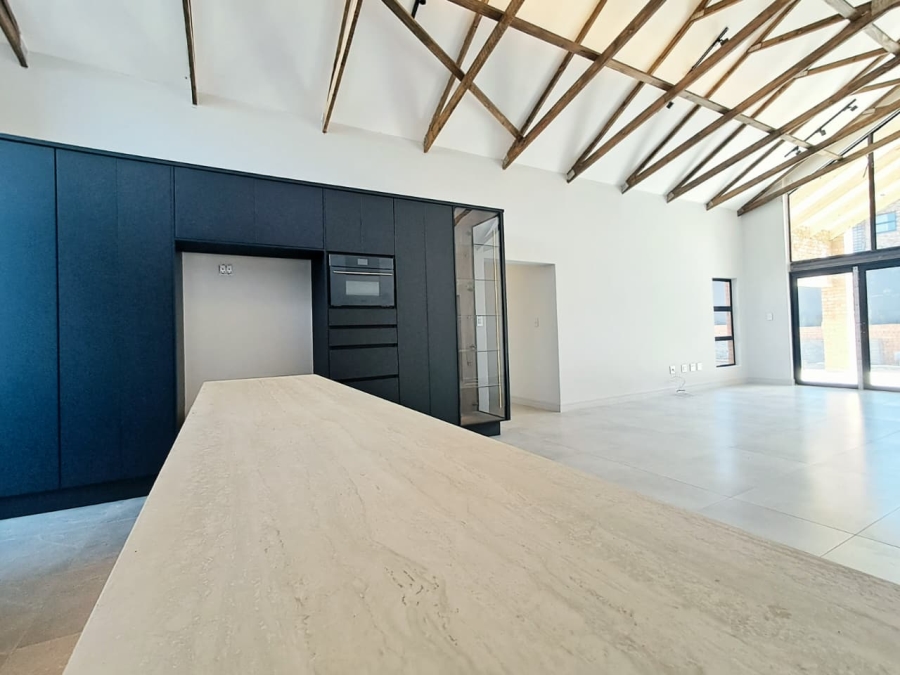 5 Bedroom Property for Sale in Atholl Gauteng