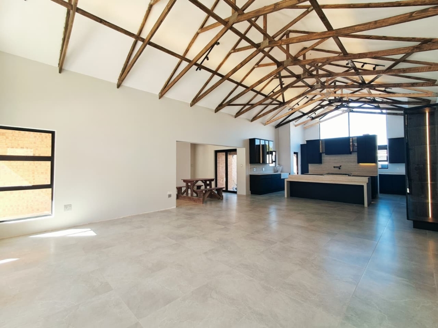 5 Bedroom Property for Sale in Atholl Gauteng