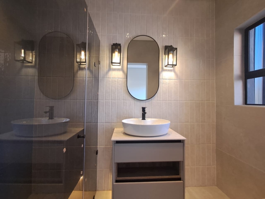 5 Bedroom Property for Sale in Atholl Gauteng