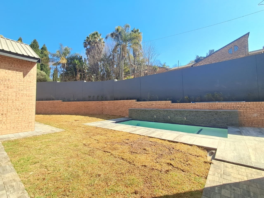 5 Bedroom Property for Sale in Atholl Gauteng