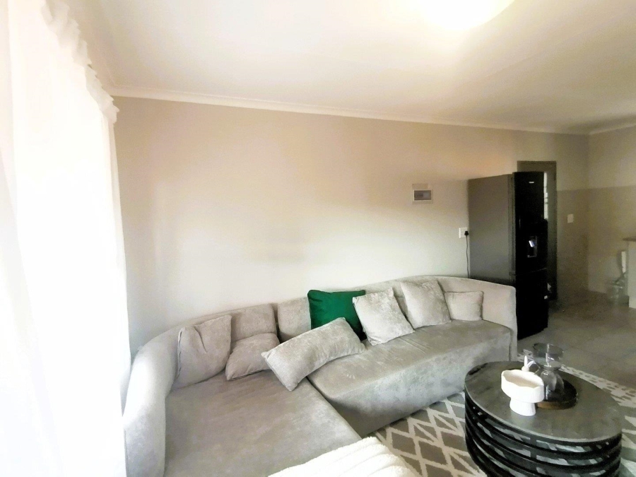 2 Bedroom Property for Sale in Montana Tuine Gauteng