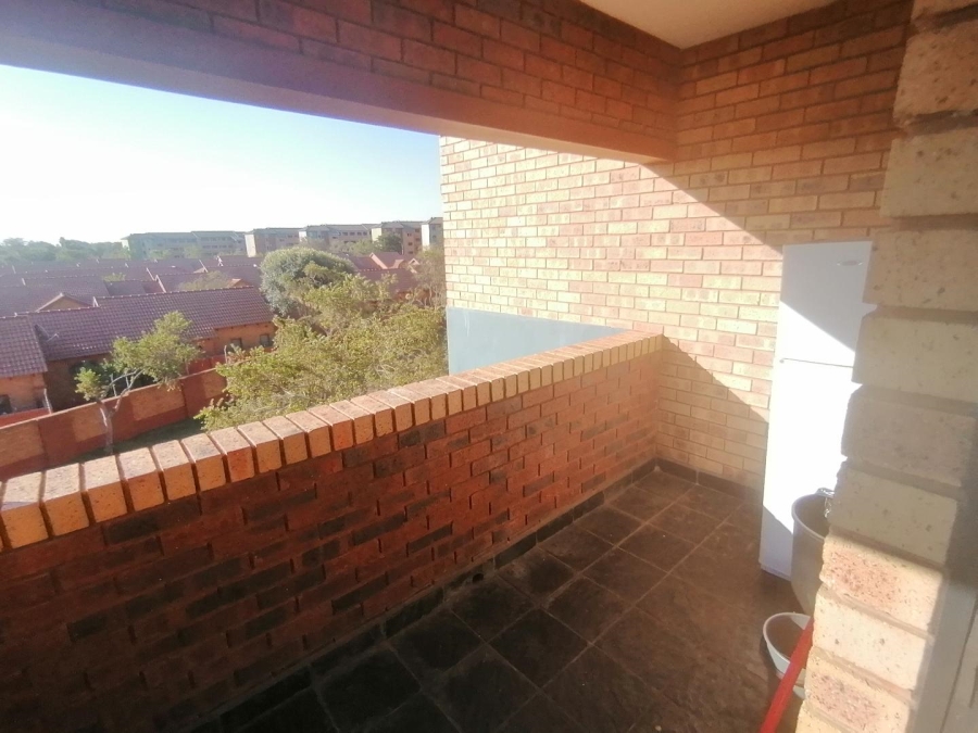 2 Bedroom Property for Sale in Montana Tuine Gauteng