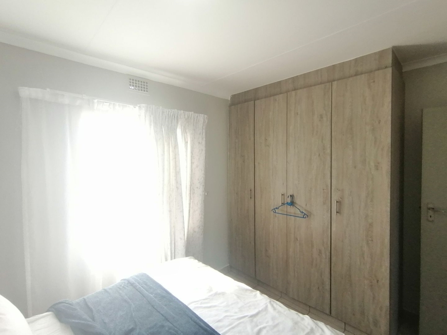 2 Bedroom Property for Sale in Montana Tuine Gauteng