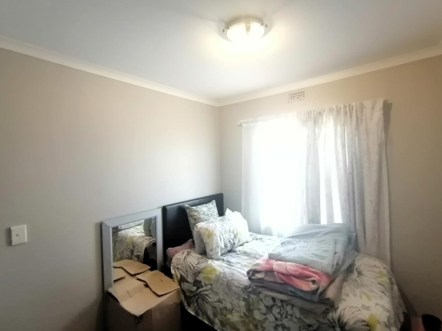 2 Bedroom Property for Sale in Montana Tuine Gauteng