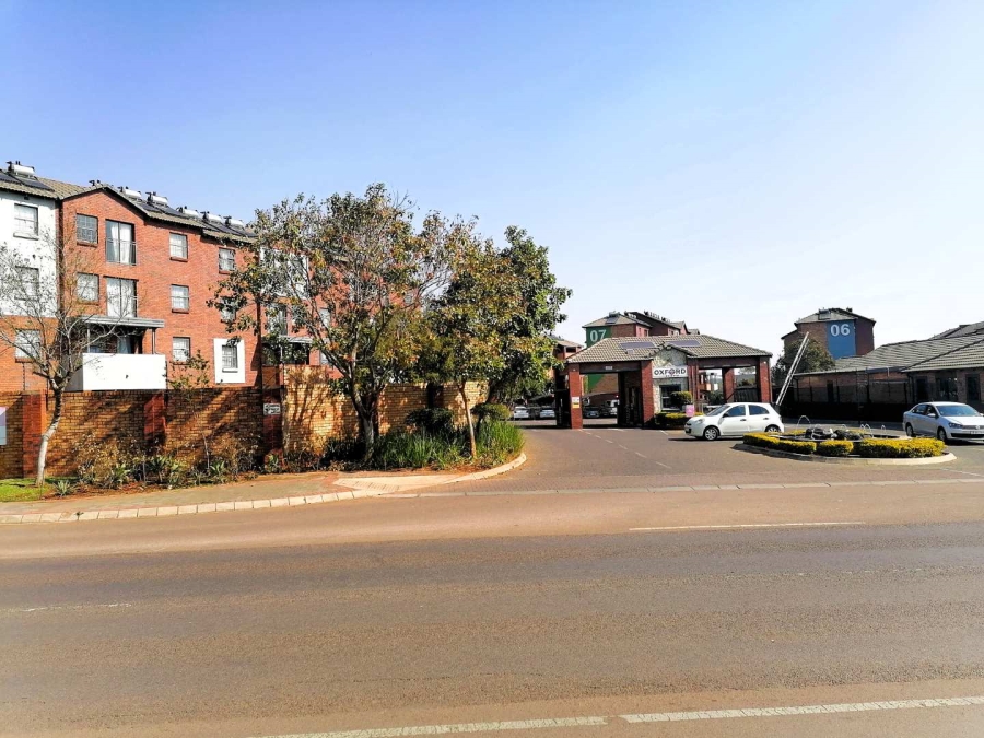 2 Bedroom Property for Sale in Montana Tuine Gauteng