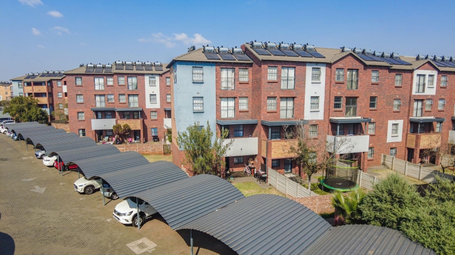 2 Bedroom Property for Sale in Montana Tuine Gauteng