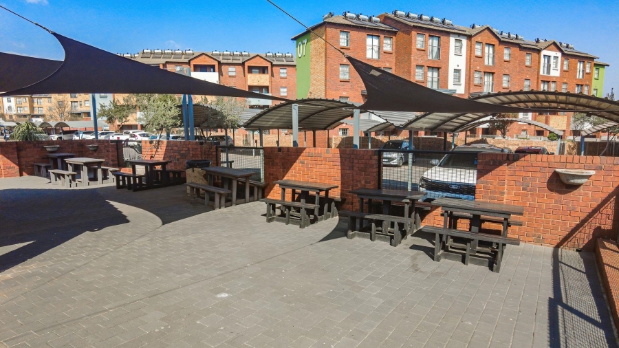 2 Bedroom Property for Sale in Montana Tuine Gauteng