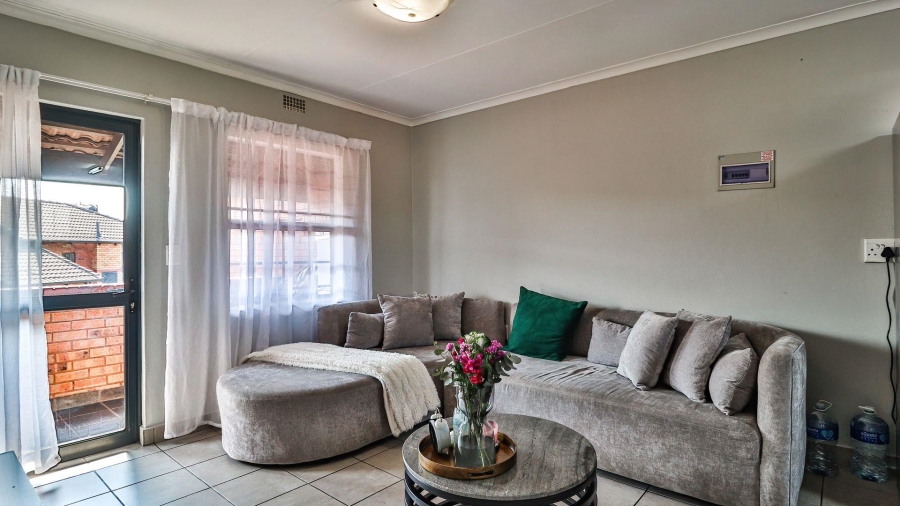 2 Bedroom Property for Sale in Montana Tuine Gauteng