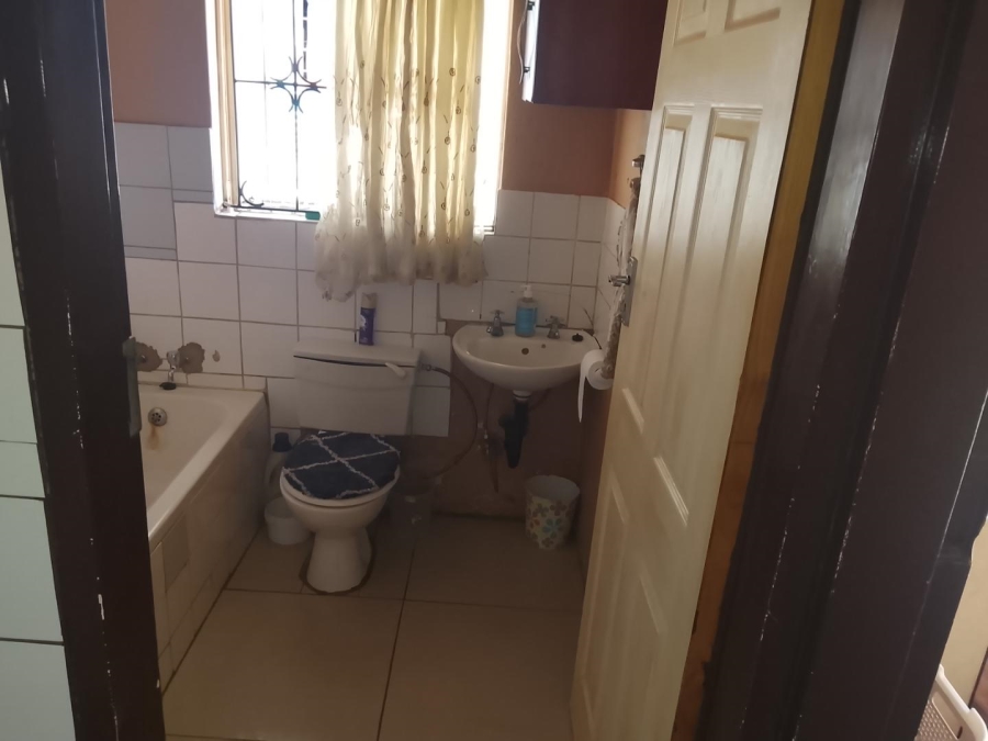 3 Bedroom Property for Sale in Mahube Valley Gauteng