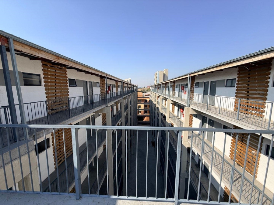 1 Bedroom Property for Sale in Ferndale Gauteng
