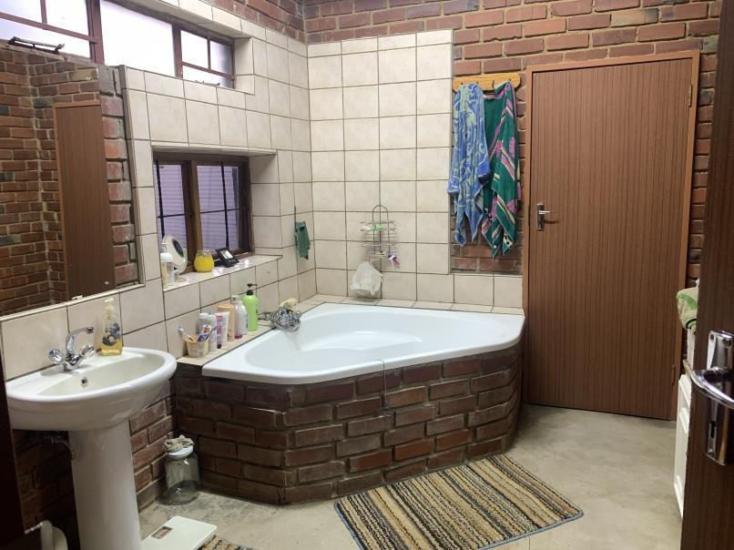 0 Bedroom Property for Sale in Haakdoornboom Gauteng