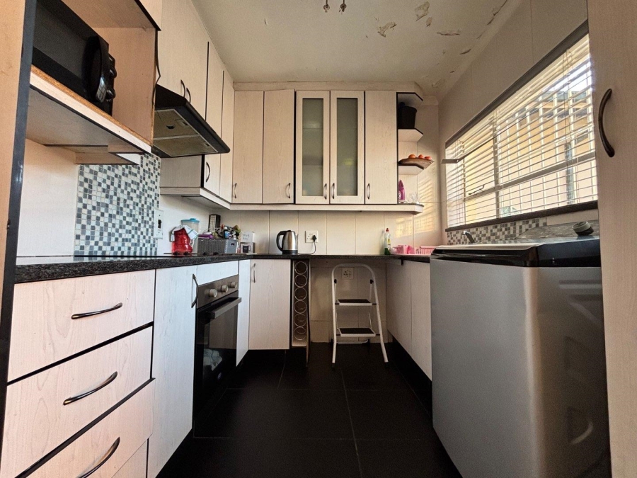 3 Bedroom Property for Sale in Wannenburghoogte Gauteng