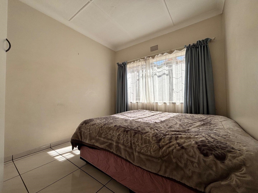 3 Bedroom Property for Sale in Wannenburghoogte Gauteng